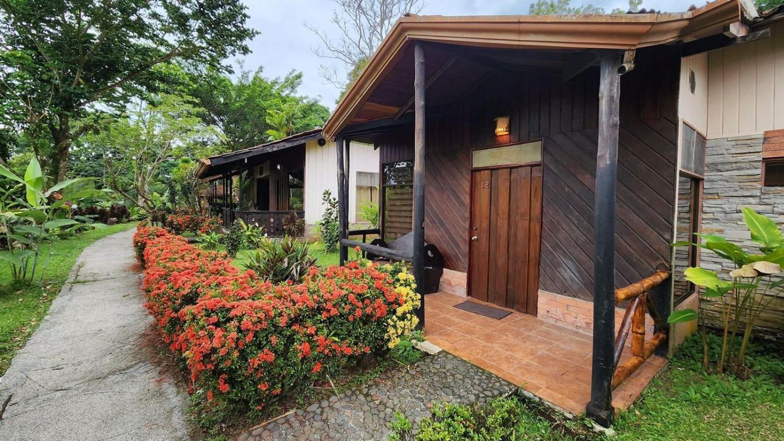 Hotel Kokoro Mineral Hot Springs La Fortuna ภายนอก รูปภาพ